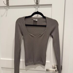 Aritzia Sweater